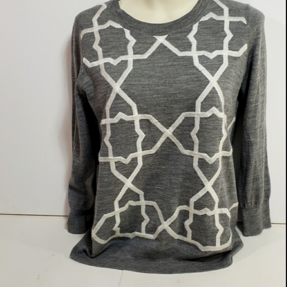 J. Crew Sweaters - 🎁HOST PICK🎁J Crew Gray & White Patterned Sweater